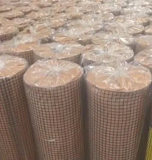 لفة شبك سلكي ملحوم مطلي بالـ PVC